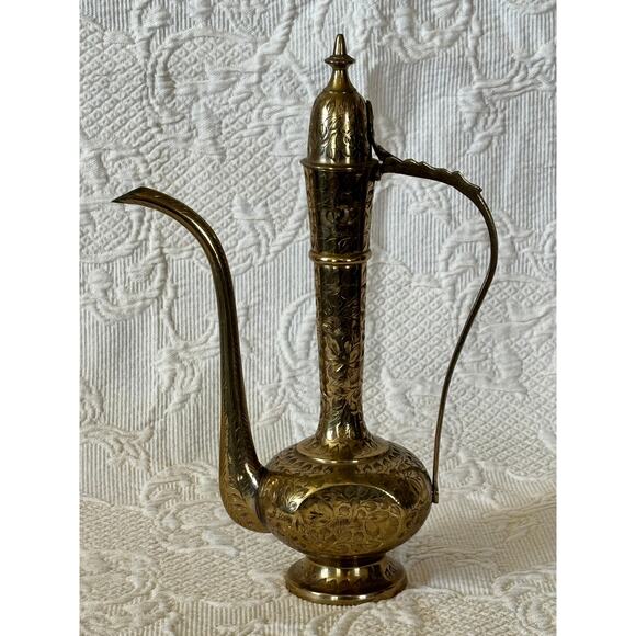 Vintage Indian, Turkish Brass Etched Brass Teapot or Coffee Pot - Picture 10 of 10